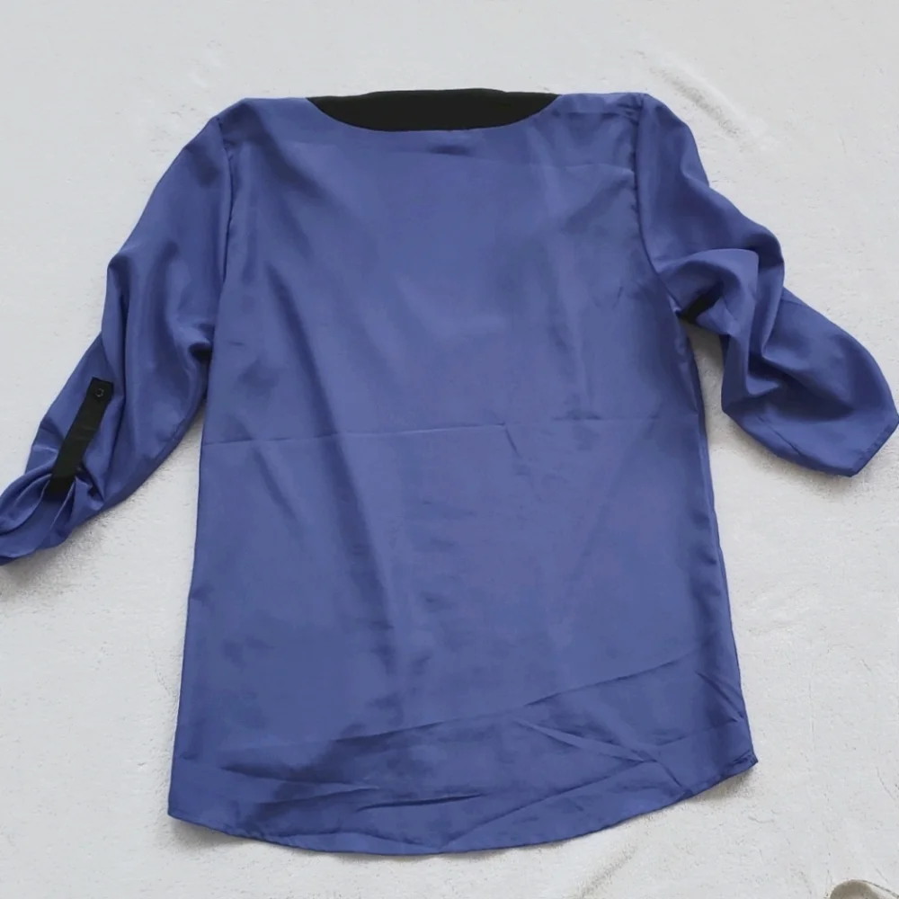 Guess 3/4 Sleeve Purple and Black V-Neck Blouse Women's Size M - Picture 4 of 7